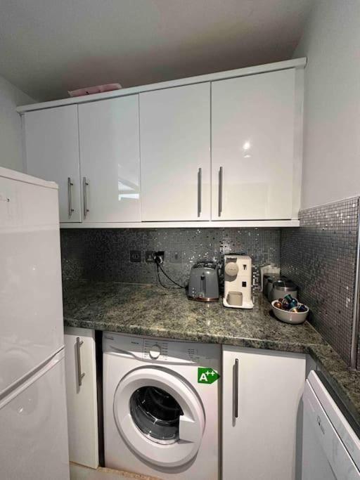 Lovely Duplex Apartment In Edinburgh City Centre Exterior photo